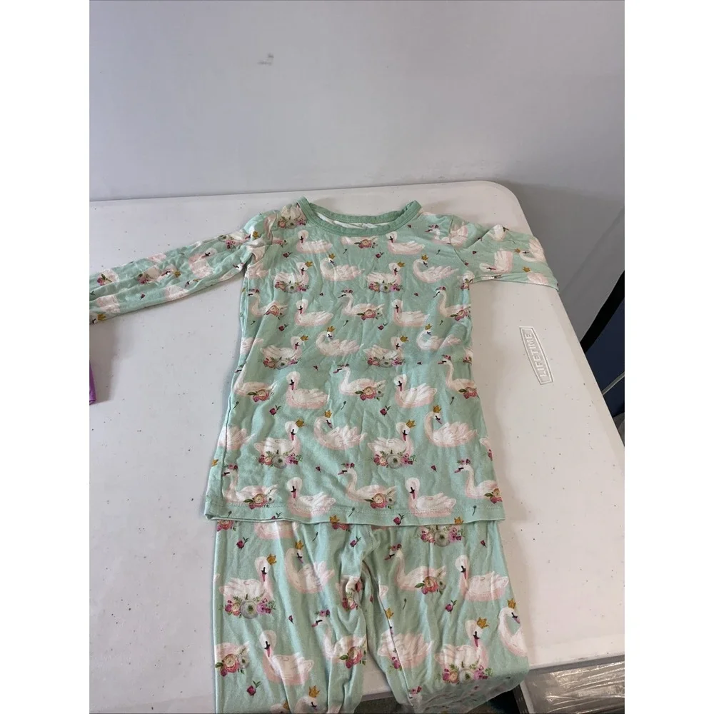 Lot of 6 Pieces‎ 5T Vive and Mack Bamboo Girls Pajama set Floral Swans Flamingos